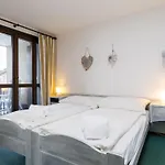 アパート Residenza Chesa Margun 13-6 By Interhome